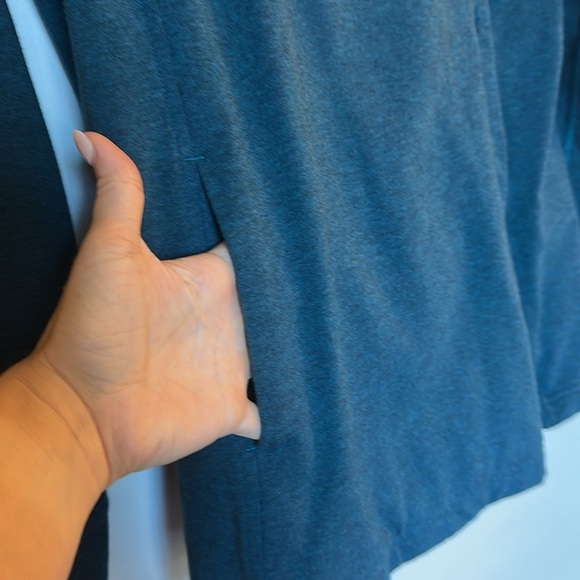 Lululemon Coast Wrap II Heathered Alberta Lake size 6 - Picture 6 of 10